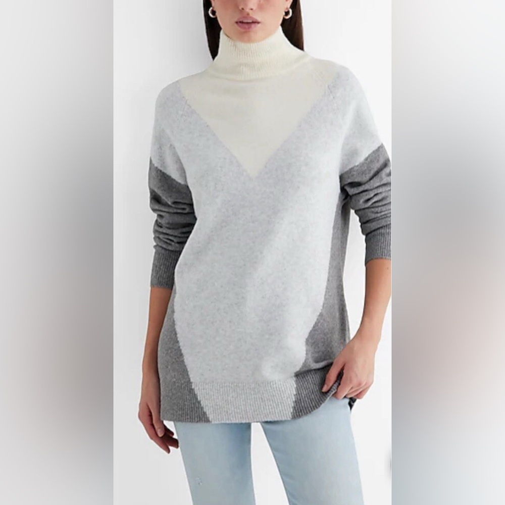Express Ivory and Charcoal Knit Top
